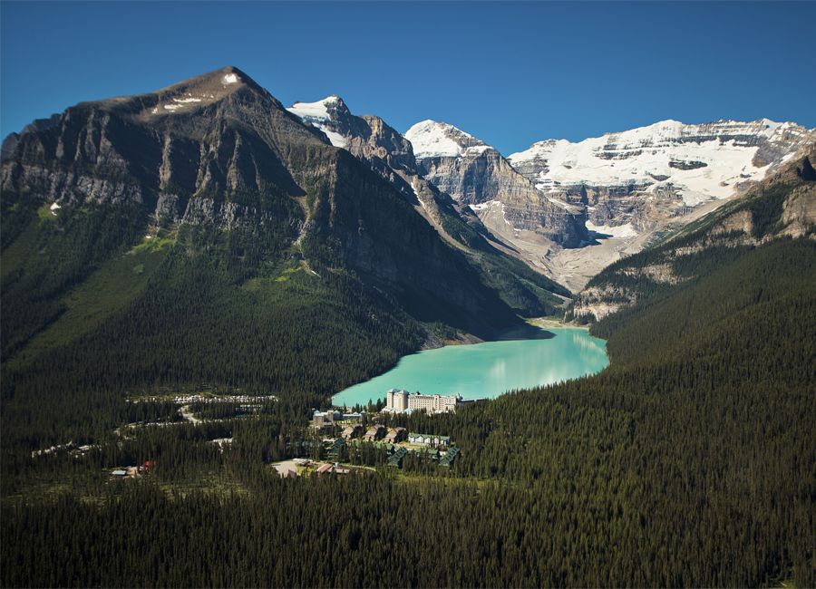 Fairmont Chateau Lake Louise – The Pinnacle of Luxury in the Canadian ...